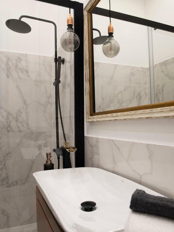 Luxury Apartment By Hi5 - Kalman Imre Suite Budapest Eksteriør bilde